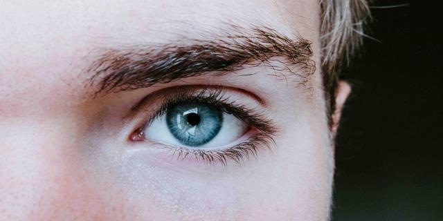 Wat is een eyeliner match Betekenis eyeliner match