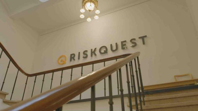Bedrijfsfilm Amsterdam Bedrijfsfilm voorbeeld Riskquest